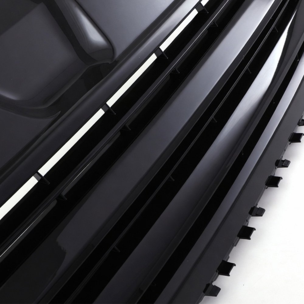VW T6 Transporter Caravelle Badgeless Front Grille Gloss Black 2015–2019